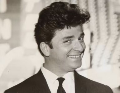 Zeki Muren in the US in November 1963.